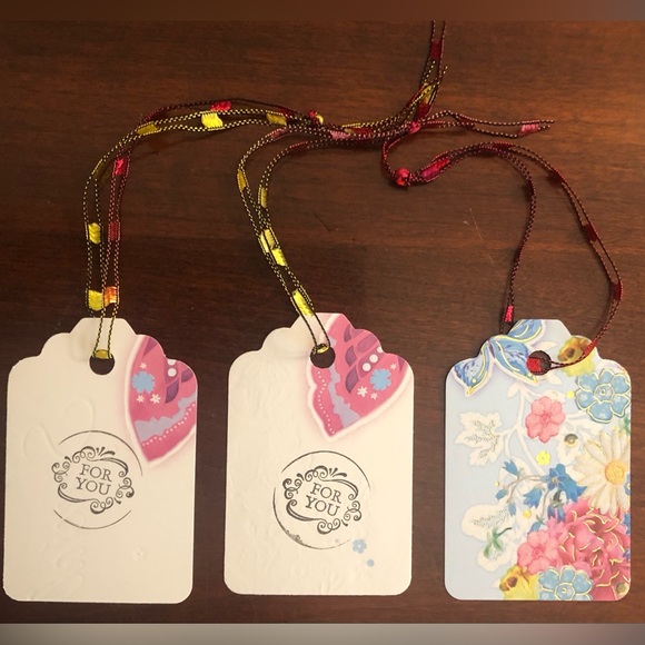 Birthday Card with Three Handcrafted Gift Tags & Envelope - Picture 2 of 12